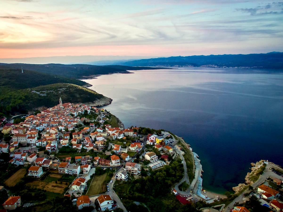Bura Villa Vrbnik Kültér fotó
